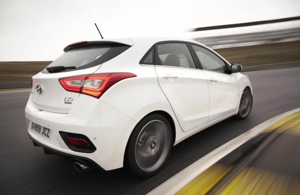 Hyundai i30 Turbo trasera