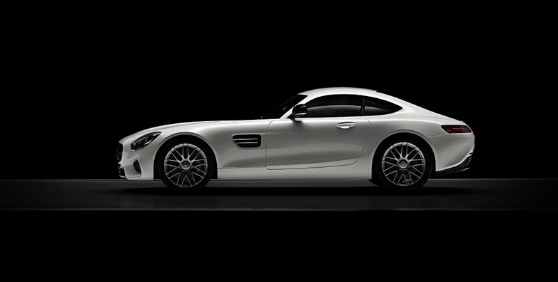Mercedes-AMG GT a escala
