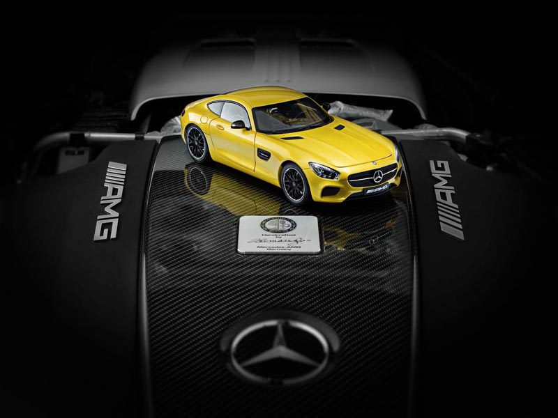 Mercedes-AMG GT a escala