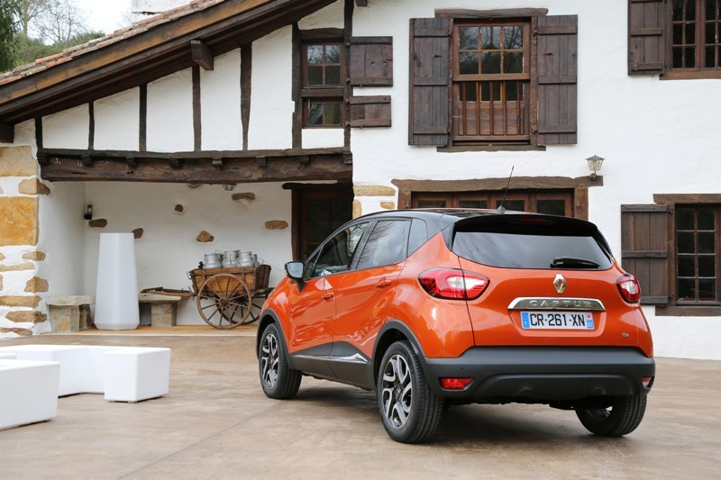 Renault Captur trasera