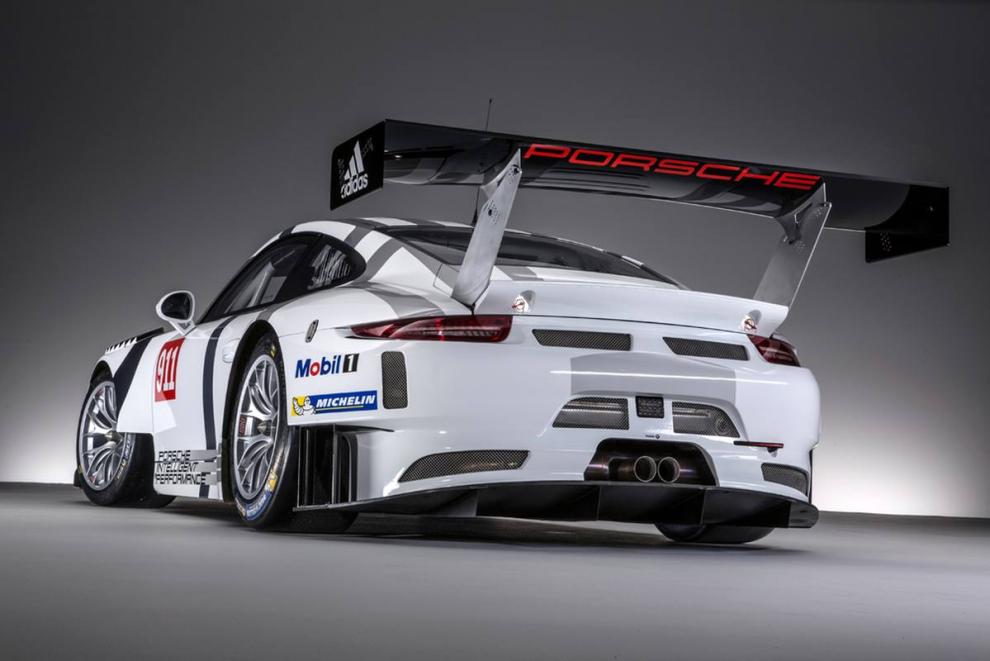 Porsche 911 GT3 R, trasera