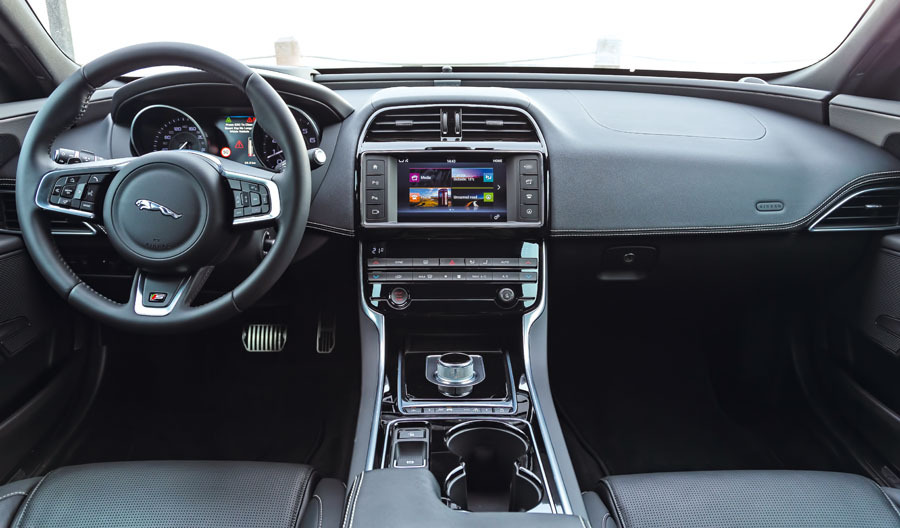 Jaguar XE S: Así va