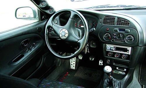 Mitsubishi Lancer Evo V_interior