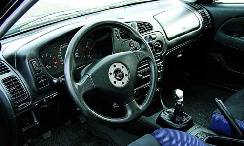 Mitsubishi Lancer Evo VI_interior