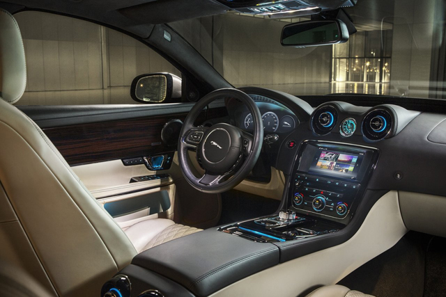 Jaguar XJ 2016 interior