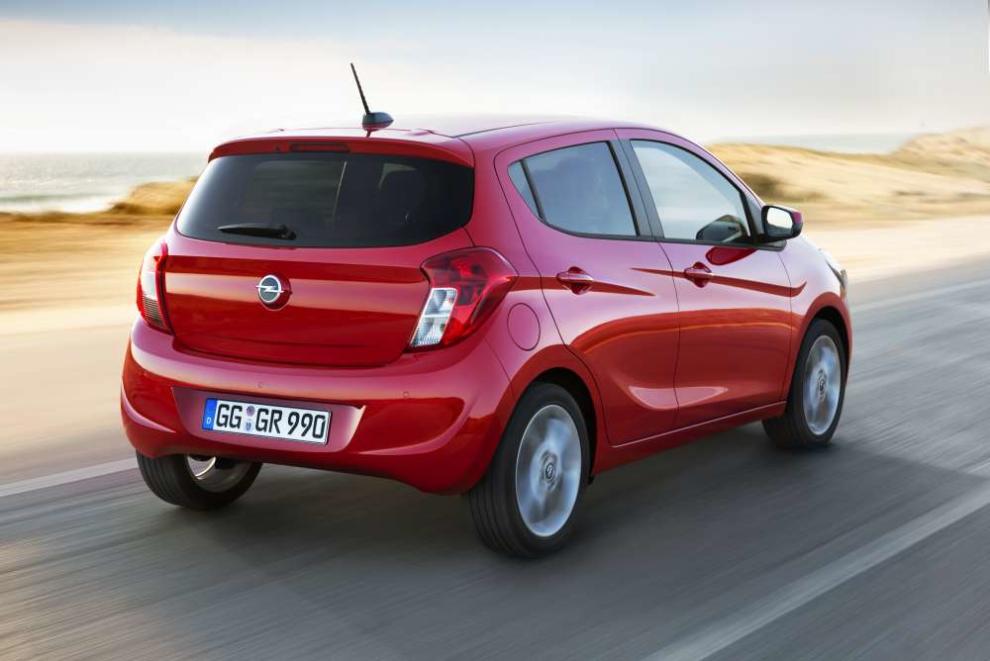 Opel Karl en acción, trasera