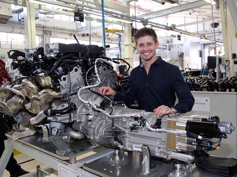 Casey Stoner recoge su Lamborghini Huracán