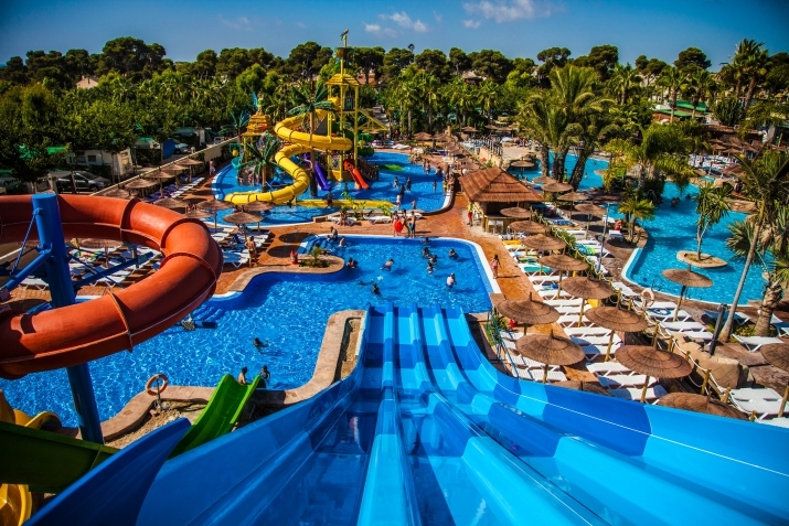 La Marina Camping y Resort