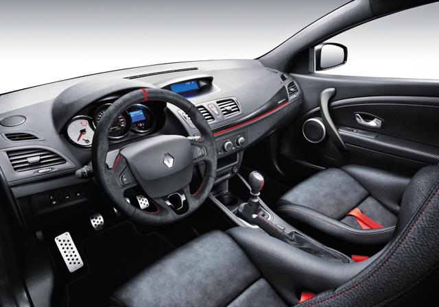 Renault Mégane RS Trophy R vs. Seat León SC Cupra Performance Pack