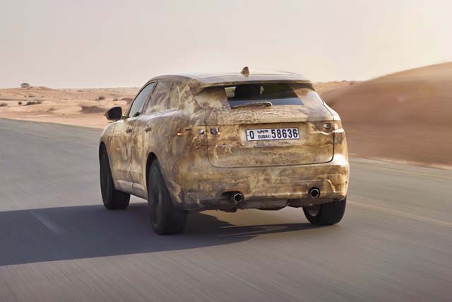 Jaguar F-Pace, trasera