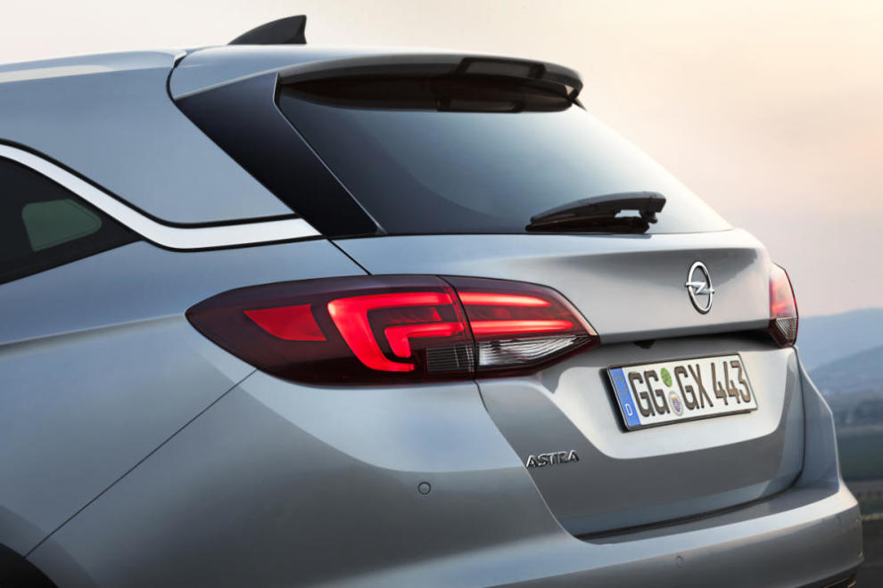 Trasera Opel Astra Sports Tourer 2016