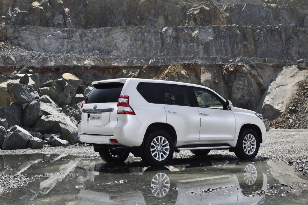 Toyota Land Cruiser, trasera