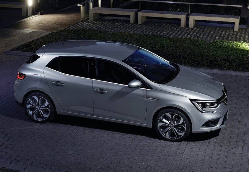 Renault Megane 2016, lateral