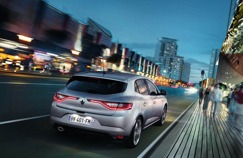 Renault Megane 2016, trasera