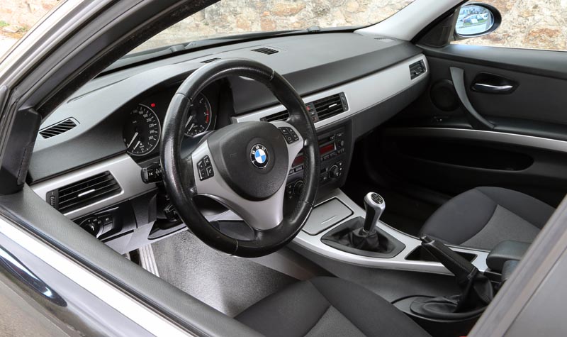 BMW Serie 3 MKV interior