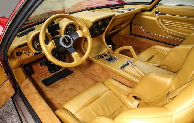Interior Lamborghini Miura Jota SVR