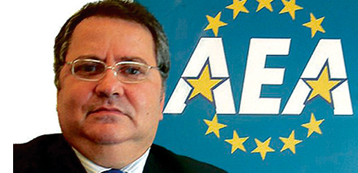 MArio Arnaldo, Automovilistas Europeos Asociados