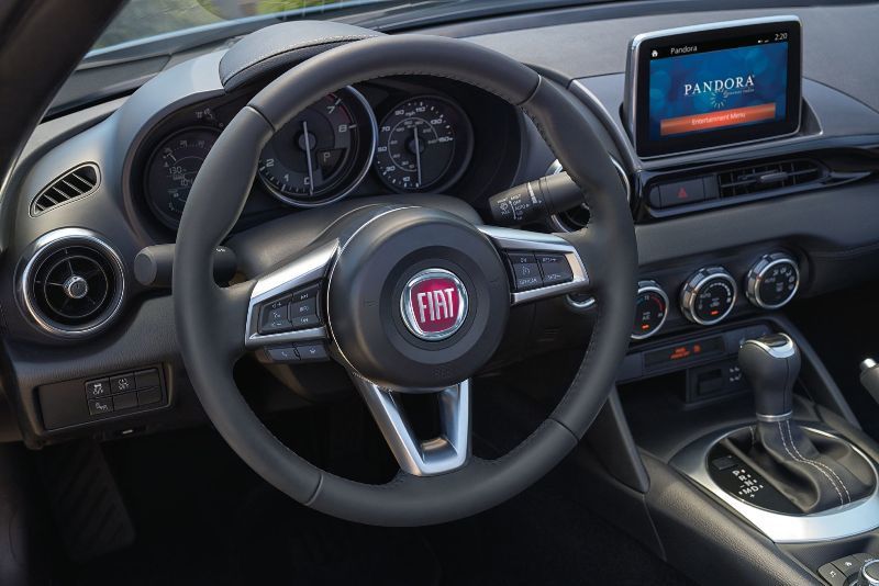 Mazda MX-5 interior