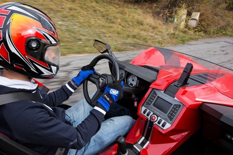 Polaris Slingshot: Primera prueba