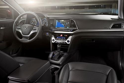 Interior Hyundai Elantra 2016