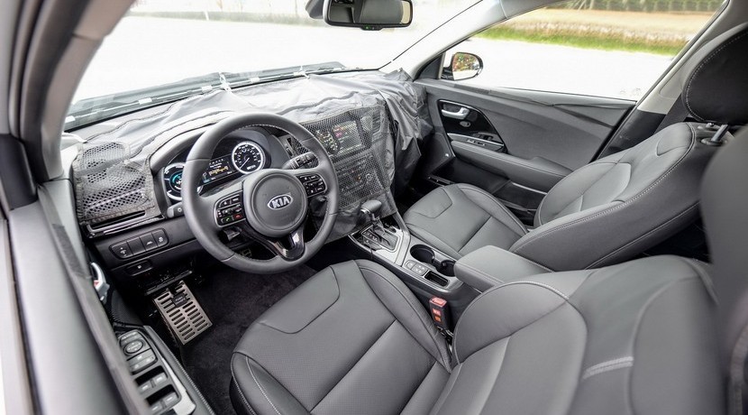 Interior Kia Optima híbrido enchufable