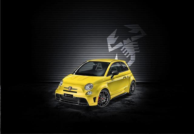 Abarth 695 biposto Record