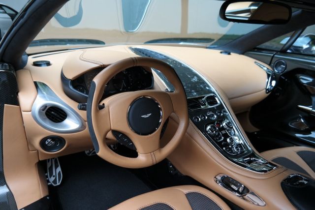 Interior Aston Martin One-77