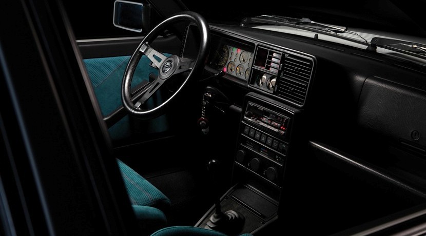 Interior Lancia Delta HF Integrale Martini 6