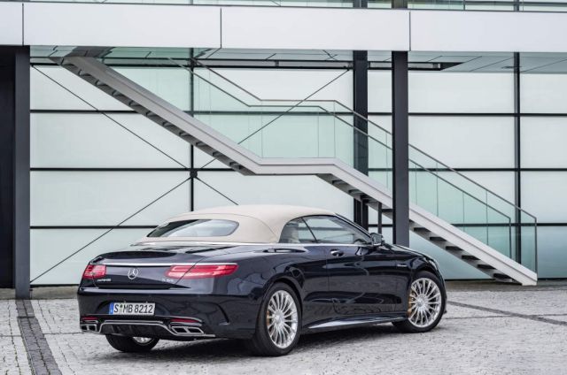 Trasera Mercedes-AMG S 65 Cabriolet