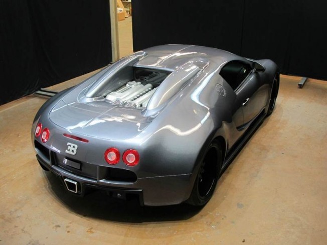 Trasera Bugatti Veyron réplica