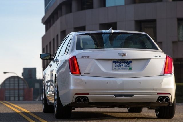 Trasera Cadillac CT6 2016