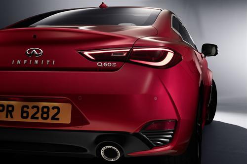 Trasera Infiniti Q60