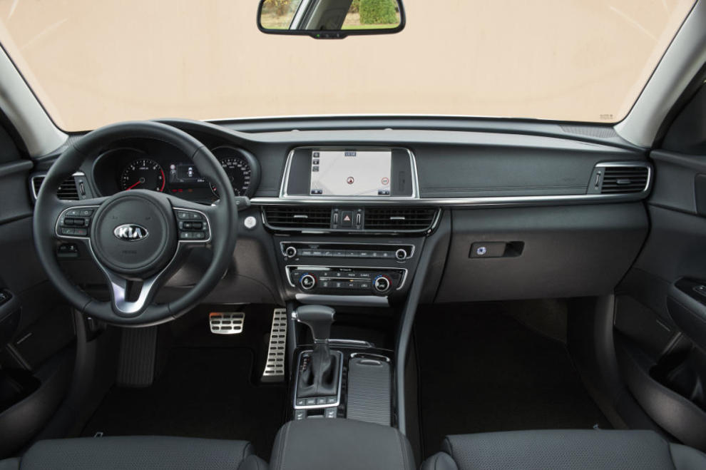 Interior Kia Optima 2016
