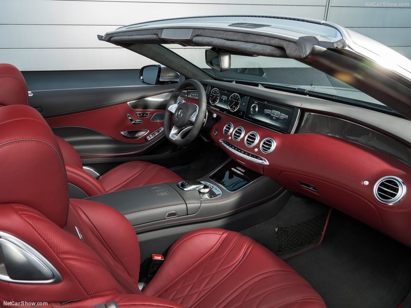 Interior Mercedes-AMG S63 Cabriolet Edition 130