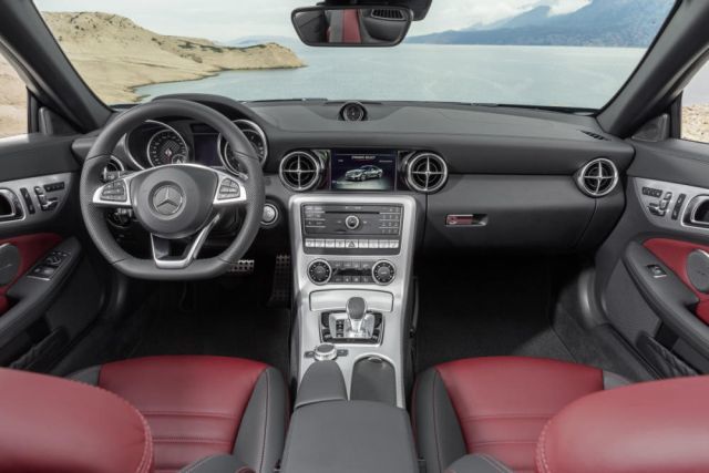 Interior Mercedes-Benz SLC 2016