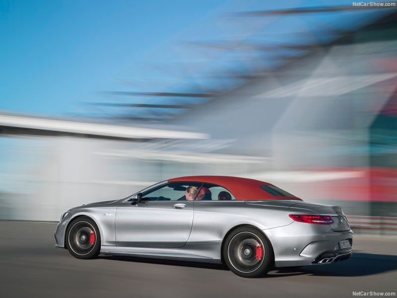 Lateral y trasera del Mercedes-AMG S63 Cabriolet Edition 130