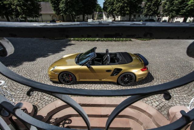 Lateral Porsche 911 Turbo Cabrio Wimmer