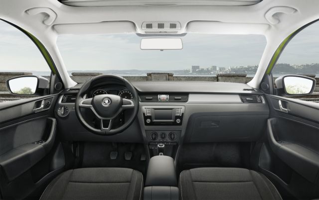 Interior Skoda Spaceback Scout