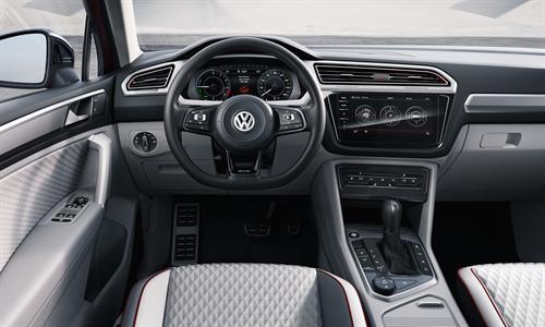 Interior Volkswagen Tiguan GTE Active Concept