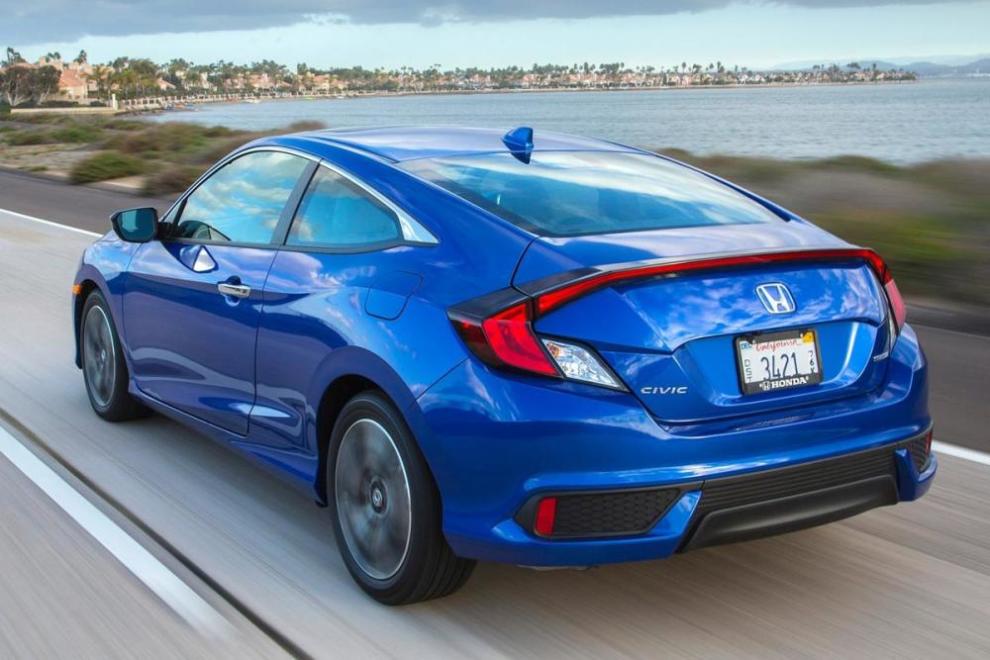 Trasera Honda Civic Coupé 2016