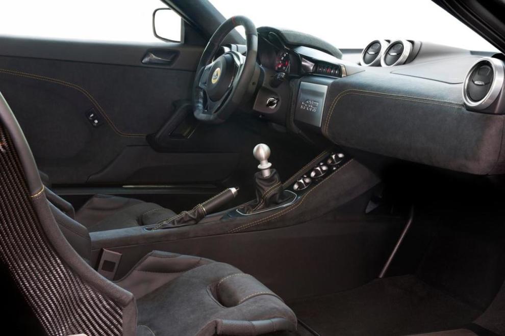 Interior Lotus Evora 410