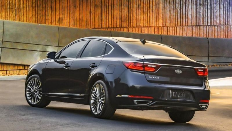 Trasera Kia Cadenza 2017