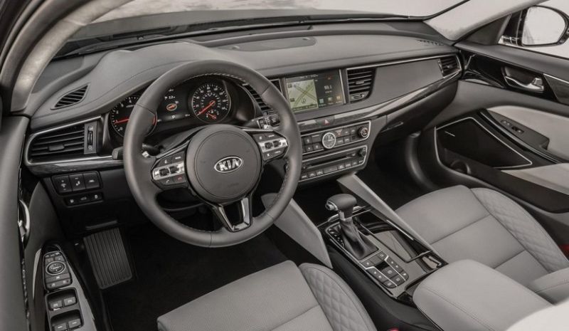 Interior Kia Cadenza 2017