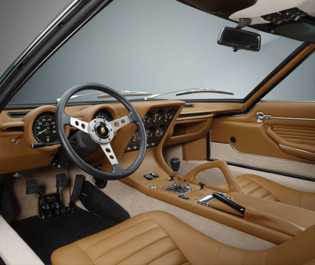 Interior Lamborghini Miura SV