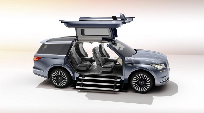 Interior Lincoln Navigator Concept