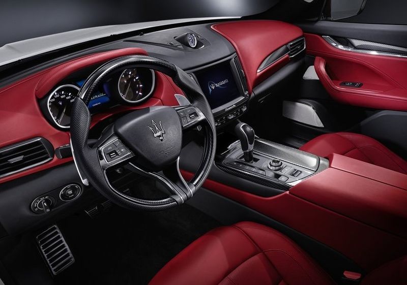 Interior Maserati Levante