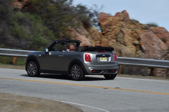 Mini Cabrio 2016 trasera