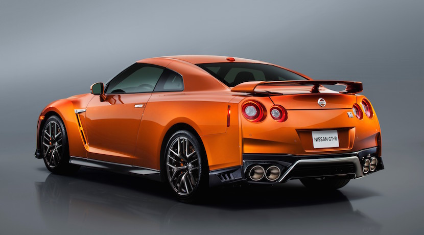 Trasera Nissan GT-R 2017
