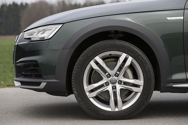 Audi A4 allroad 2016 llanta