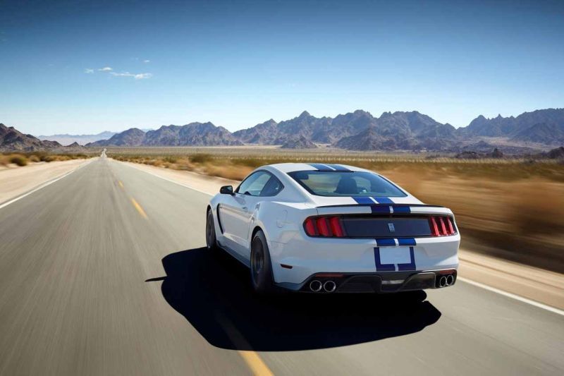 Trasera Ford Mustang Shelby GT350